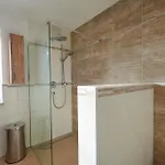 Neulendtnerhof Apartment