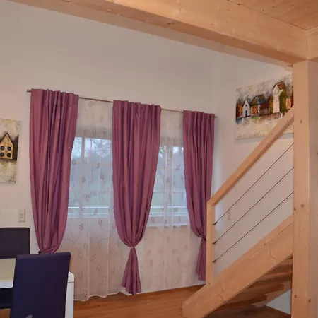 Neulendtnerhof Апартаменты *